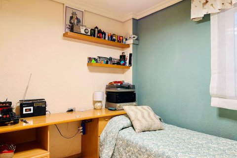 Huoneisto myytävänä Puerto De Sagunto, Valencia, Espanja, 3 makuuhuonetta, 110 m2 No. 149513 - kuva 16