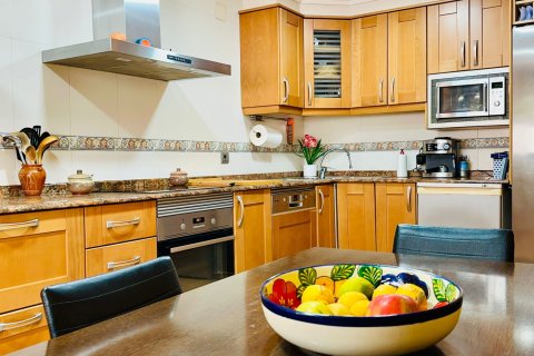 Huoneisto myytävänä Puerto De Sagunto, Valencia, Espanja, 3 makuuhuonetta, 110 m2 No. 149513 - kuva 24