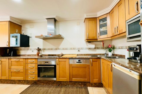 Huoneisto myytävänä Puerto De Sagunto, Valencia, Espanja, 3 makuuhuonetta, 110 m2 No. 149513 - kuva 28