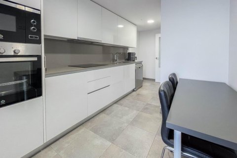 Apartment for sale in Valencia, Spain 4 bedrooms, 142 sq.m. No. 149516 - photo 7