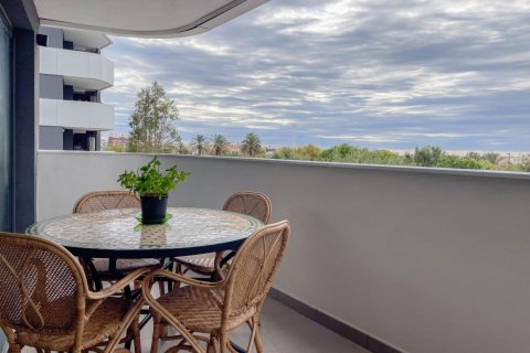 Apartment for sale in Valencia, Spain 4 bedrooms, 142 sq.m. No. 149516 - photo 16