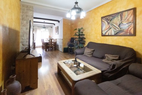 Lägenhet i Valencia, Spanien 3 sovrum, 97 kvm. Nr. 149512