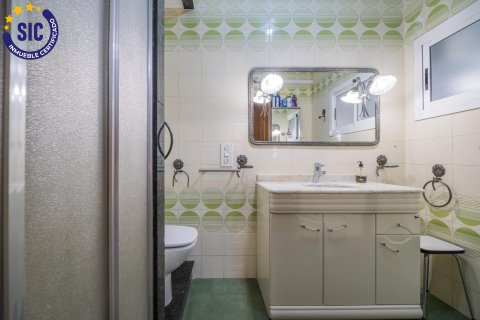 Huoneisto myytävänä Valencia, Espanja, 4 makuuhuonetta, 155 m2 No. 149515 - kuva 16