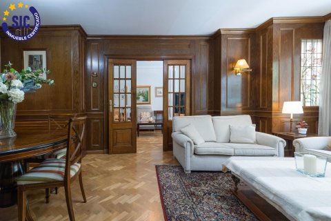 Huoneisto myytävänä Valencia, Espanja, 4 makuuhuonetta, 155 m2 No. 149515 - kuva 3