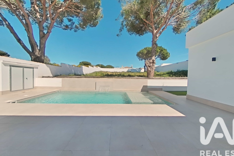 Hus till salu i Chiclana de la Frontera, Cadiz, Spanien 3 sovrum, 128 kvm. Nr. 172956 - foto 24
