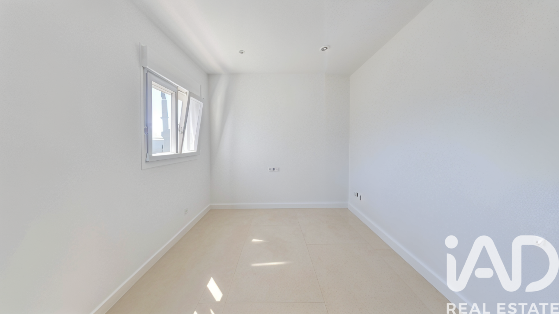 House in Chiclana de la Frontera, Cadiz, Spanien 3 Schlafzimmer, 128 m2 Nr. 172956