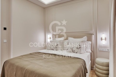 Apartamento en venta en Madrid, España 3 dormitorios, 179 m2 No. 158341 - foto 22
