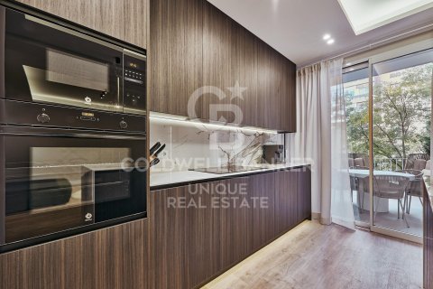 Apartamento en venta en Madrid, España 3 dormitorios, 179 m2 No. 158341 - foto 14