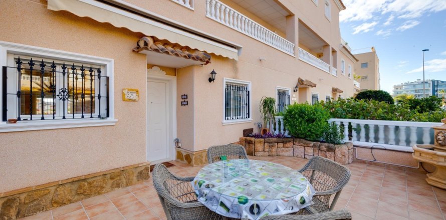 Appartamento a Los Dolses, Alicante, Spagna 2 camere da letto, 75 mq. N° 177531