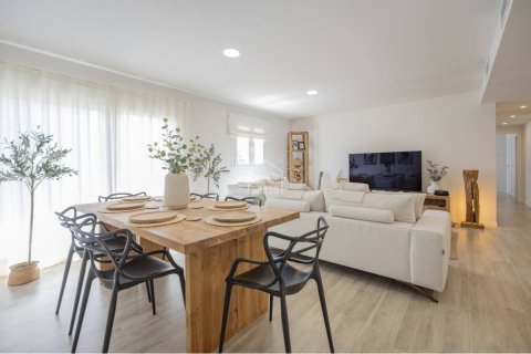 Dzīvoklis Mahon, Menorca, Spānijā 4 istabas, 121 m2 Nr. 177567
