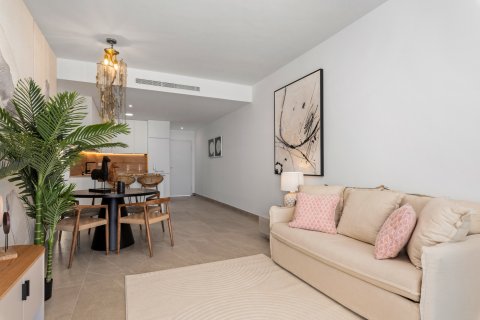 Продажа квартиры Сьюдад Кесада, Аликанте, Испания 4 спальни, 121м2 №136339 - фото 2