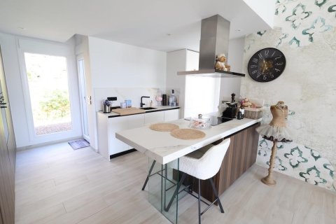 Villa for sale in Algorfa, Alicante, Spain 3 bedrooms, 134 sq.m. No. 189868 - photo 6