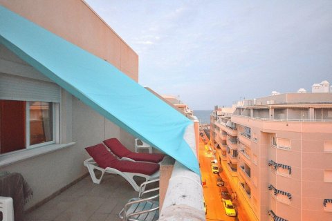 Takvåning till salu Torrevieja, Alicante, Spanien 3 sovrum, 74 kvm. Nr. 116988 - foto 30