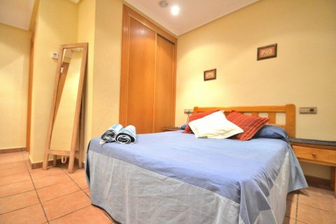 Takvåning till salu Torrevieja, Alicante, Spanien 3 sovrum, 74 kvm. Nr. 116988 - foto 16