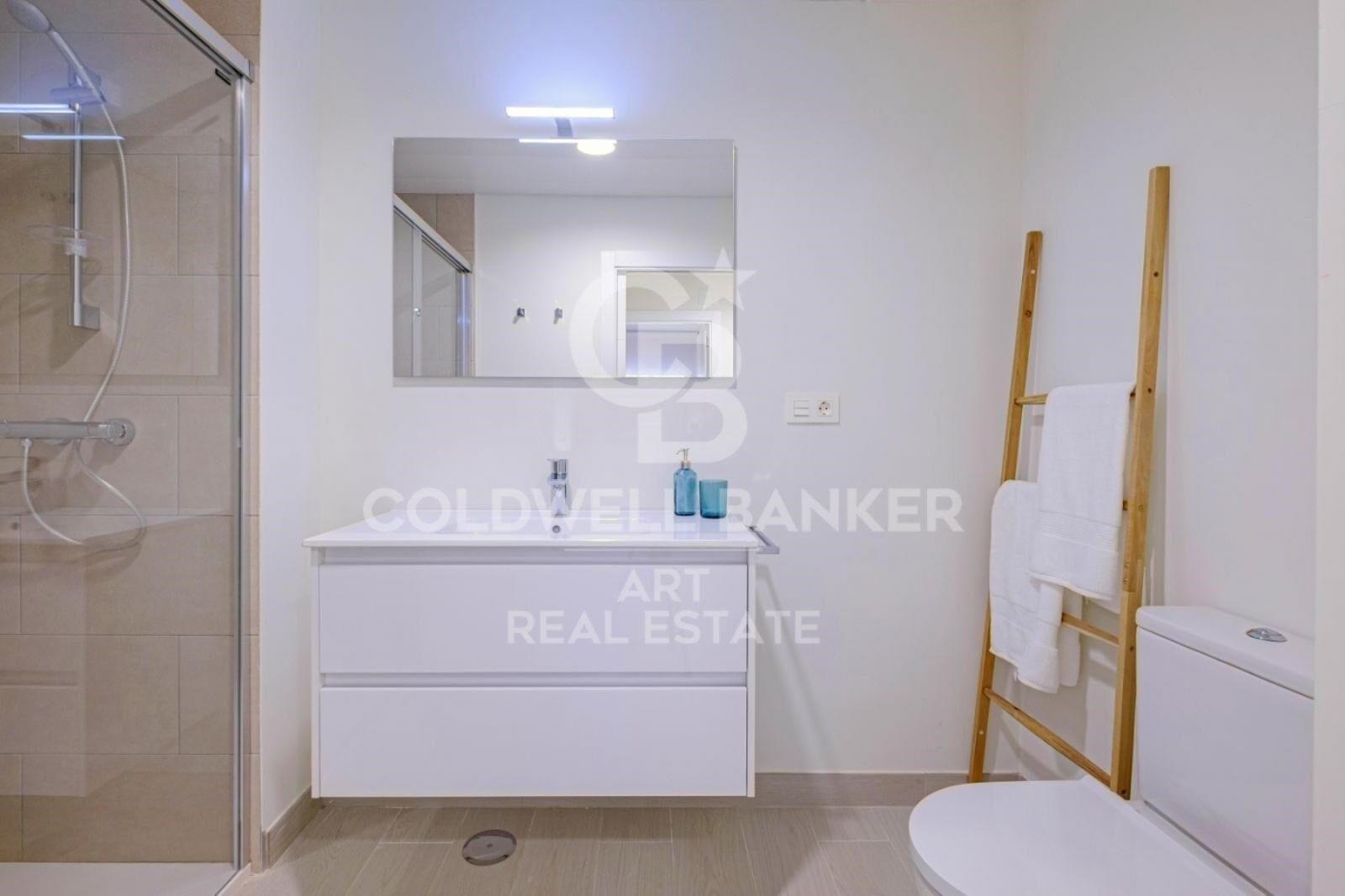 Apartamento en Casares, Málaga, España 3 dormitorios, 108 m2 No. 158796