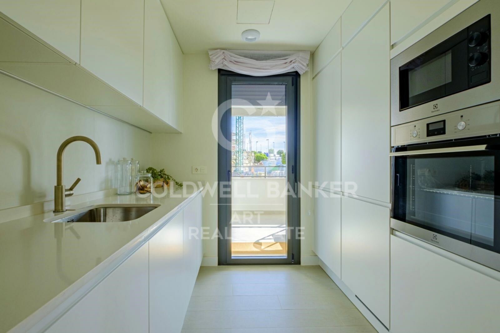 Apartamento en Casares, Málaga, España 3 dormitorios, 108 m2 No. 158796