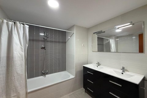 Apartment à vendre à Torrevieja, Alicante, Espagne, 4 chambres, 116 m2 No. 156103 - photo 27