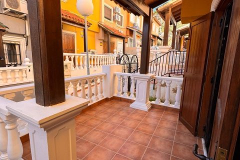 Bungalow till salu i Torrevieja, Alicante, Spanien 63 kvm. Nr. 149196 - foto 11