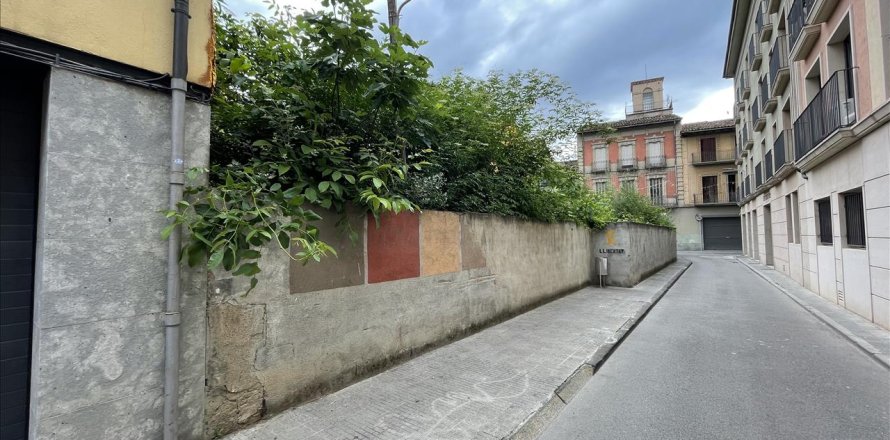 Land in Manlleu, Barcelona, Spanien Nr. 191572