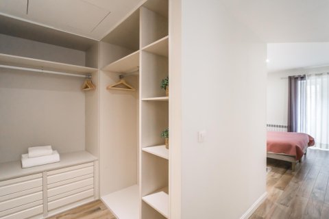 Apartamento en alquiler en Madrid, España 3 dormitorios, 220 m2 No. 191610 - foto 14