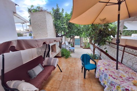 Bungalow för uthyrning La Zenia, Alicante, Spanien 112 kvm. Nr. 139857 - foto 3