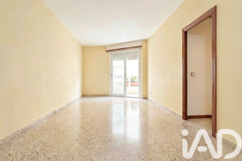 Apartment in L'Hospitalet de Llobregat, Barcelona, Spain 3 bedrooms, 88 sq.m. No. 172321