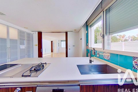 House zum Verkauf in Alicante, Spanien 7 Schlafzimmer, 610 m2 Nr. 172319 - Foto 10