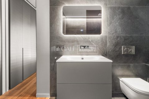 Huoneisto myytävänä Principado De Andorra (Ninguna Poblacion Tiene C.P.), Lleida, Espanja, 3 makuuhuonetta, 110 m2 No. 160069 - kuva 22