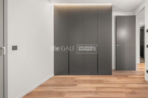 Huoneisto myytävänä Principado De Andorra (Ninguna Poblacion Tiene C.P.), Lleida, Espanja, 3 makuuhuonetta, 110 m2 No. 160069 - kuva 14