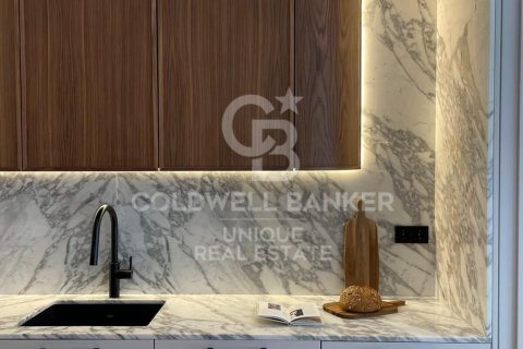 Huoneisto myytävänä Madrid, Espanja, 4 makuuhuonetta, 243 m2 No. 160070 - kuva 12