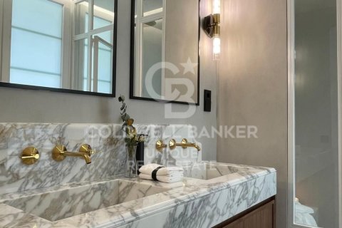 Huoneisto myytävänä Madrid, Espanja, 4 makuuhuonetta, 243 m2 No. 160070 - kuva 28