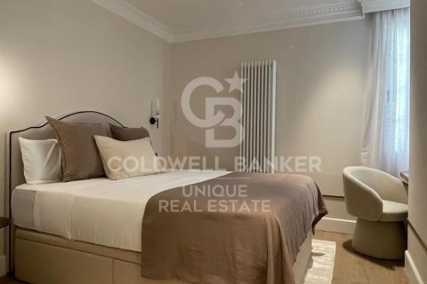 Huoneisto myytävänä Madrid, Espanja, 4 makuuhuonetta, 243 m2 No. 160070 - kuva 23