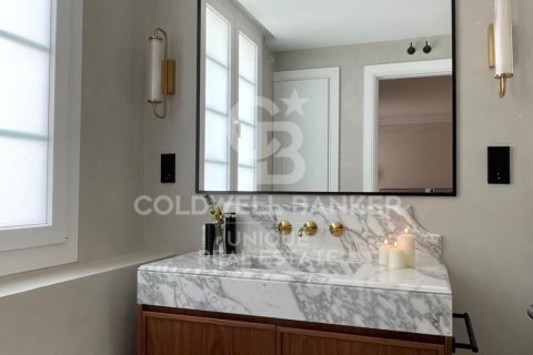 Huoneisto myytävänä Madrid, Espanja, 4 makuuhuonetta, 243 m2 No. 160070 - kuva 17