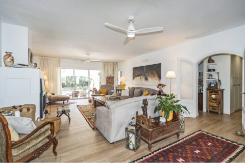 Продажа виллы в Маон, Менорка, Испания 5 спален, 215м2 №151350 - фото 4