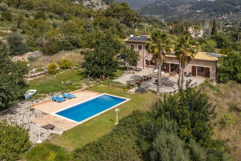 Finca en Bunyola, Mallorca, España 6 dormitorios, 380 m2 No. 160927