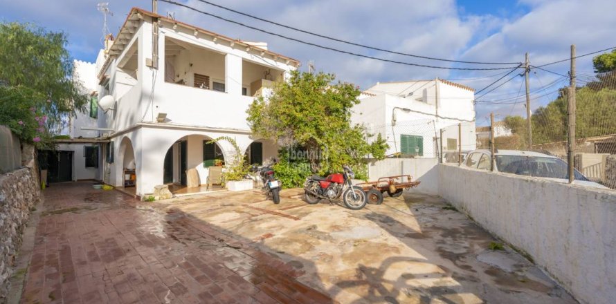 Apartamento en Sant Lluis, Menorca, España 4 dormitorios, 132 m2 No. 160923