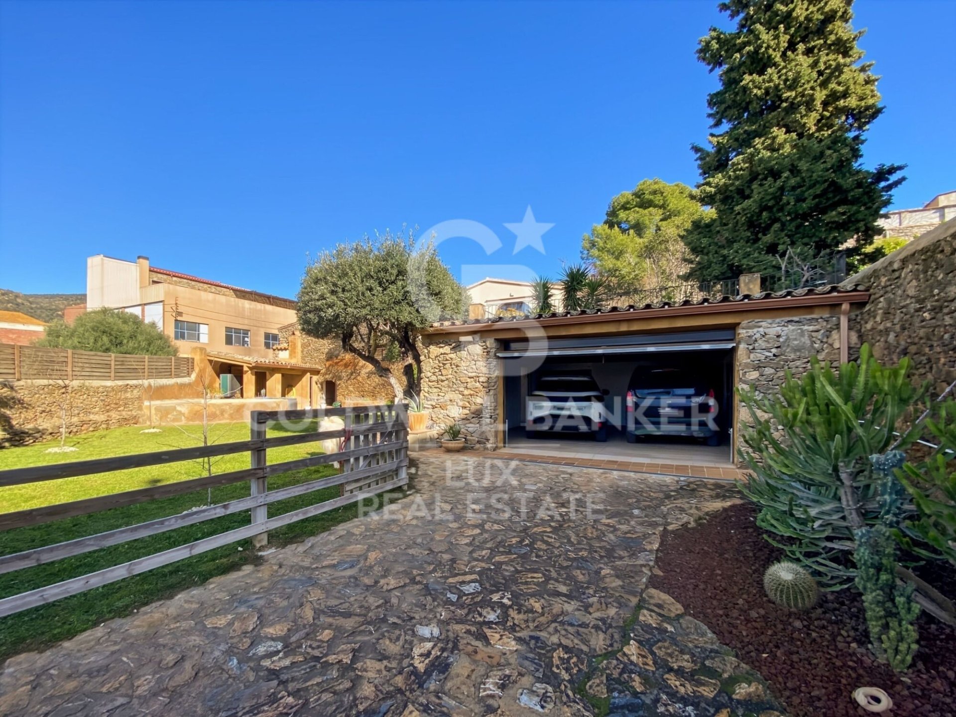 Māja Palau-saverdera, Girona, Spānijā 3 istabas, 443 m2 Nr. 178559