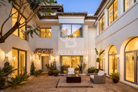 Villa à vendre à Benahavis, Malaga, Espagne, 7 chambres, 615 m2 No. 178562 - photo 20
