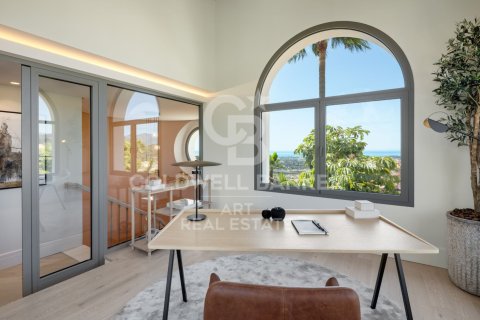Villa à vendre à Benahavis, Malaga, Espagne, 7 chambres, 615 m2 No. 178562 - photo 15