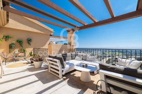 Penthouse à vendre à Benahavis, Malaga, Espagne, 2 chambres, 118 m2 No. 178564 - photo 3