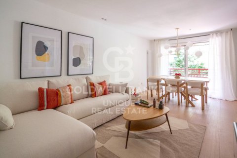 Apartment à Madrid, Espagne 3 chambres, 119 m2 No. 178560