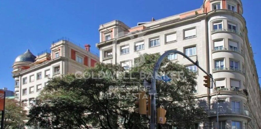 Apartment à Barcelona, Espagne 5 chambres, 224 m2 No. 178561