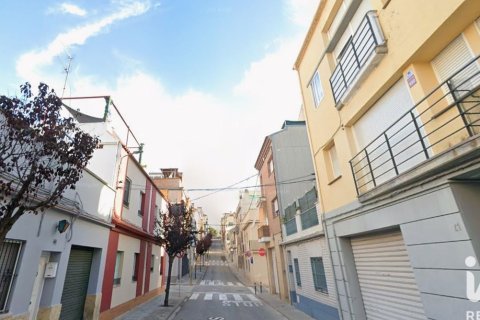 Propiedad comercial en alquiler en Les Roquetes, Barcelona, España 70 m2 No. 188480 - foto 4
