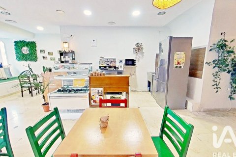 Propiedad comercial en alquiler en Alicante, España 68 m2 No. 188479 - foto 12