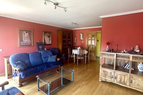 House for rent in Valverde de la Virgen, Leon, Spain 4 bedrooms, 388 sq.m. No. 188478 - photo 15