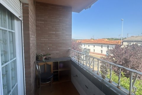 House for rent in Valverde de la Virgen, Leon, Spain 4 bedrooms, 388 sq.m. No. 188478 - photo 10