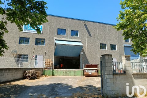 Продажа коммерческой недвижимости в Санта-Эулалия де Ронкана, Барселона, Испания 684м2 №188476 - фото 5