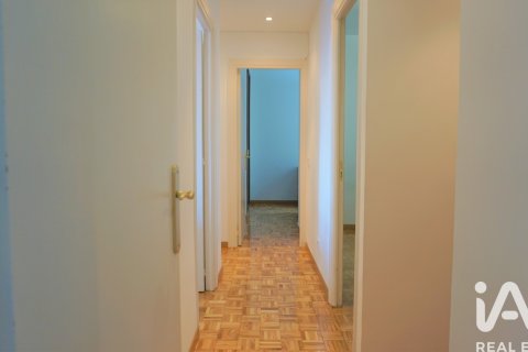 Apartamento en alquiler en Madrid, España 4 dormitorios, 111 m2 No. 188477 - foto 10
