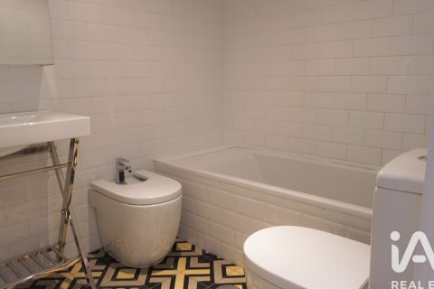 Apartamento en alquiler en Madrid, España 4 dormitorios, 111 m2 No. 188477 - foto 27