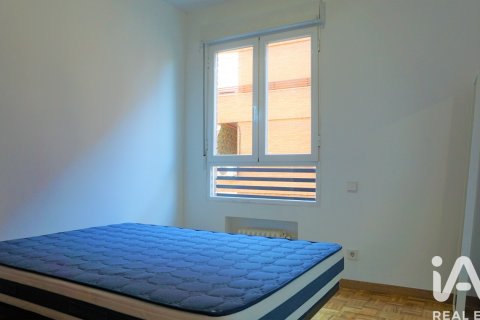 Apartamento en alquiler en Madrid, España 4 dormitorios, 111 m2 No. 188477 - foto 22